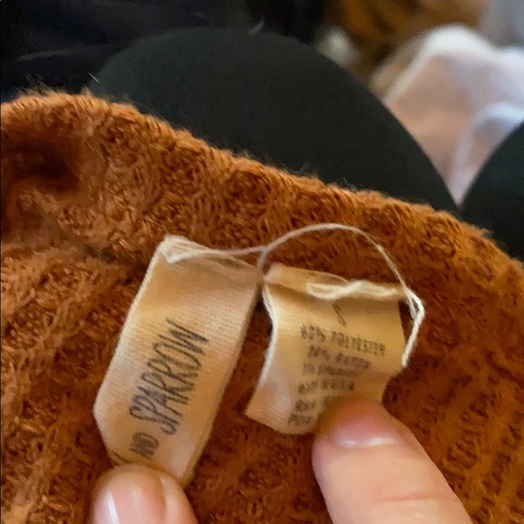 Tillys orange button up top - Picture 5 of 5